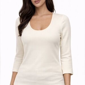 Carilyn Vaile Medium Creamy Yellow soft 3/4 Sleeve Chamoni Nylon Shirt Blouse